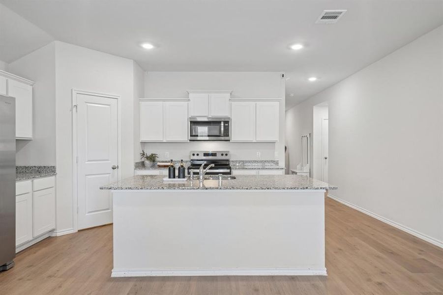 Furnished interior view inside a new home in Frontier Pointe, Princeton (Image 13).