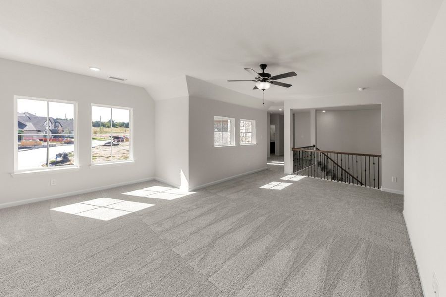Spacious, unfurnished interior of a new home in Park Hills, Rockwall (Image 41).