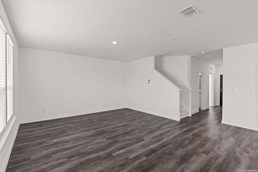 Spacious, unfurnished interior of a new home in Dove Song, Marion (Image 17).