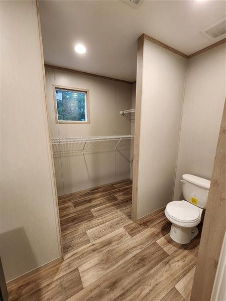 Spacious, unfurnished interior of a new home in , Dunnellon (Image 14).