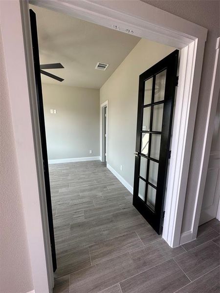 Spacious, unfurnished interior of a new home in , Dallas (Image 23).