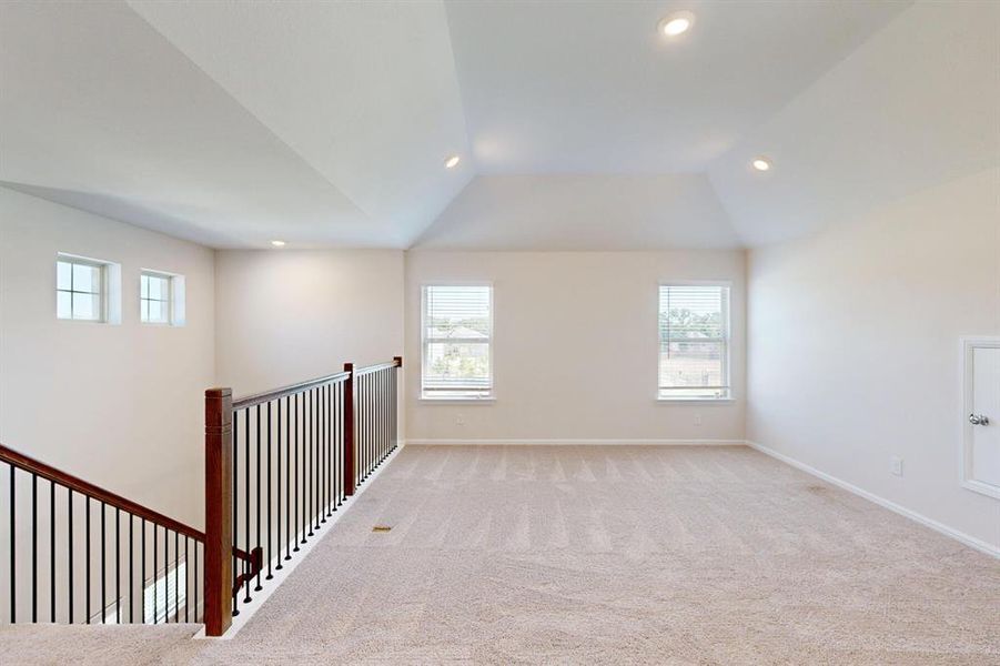 Spacious, unfurnished interior of a new home in Kings Way, Denton (Image 30).