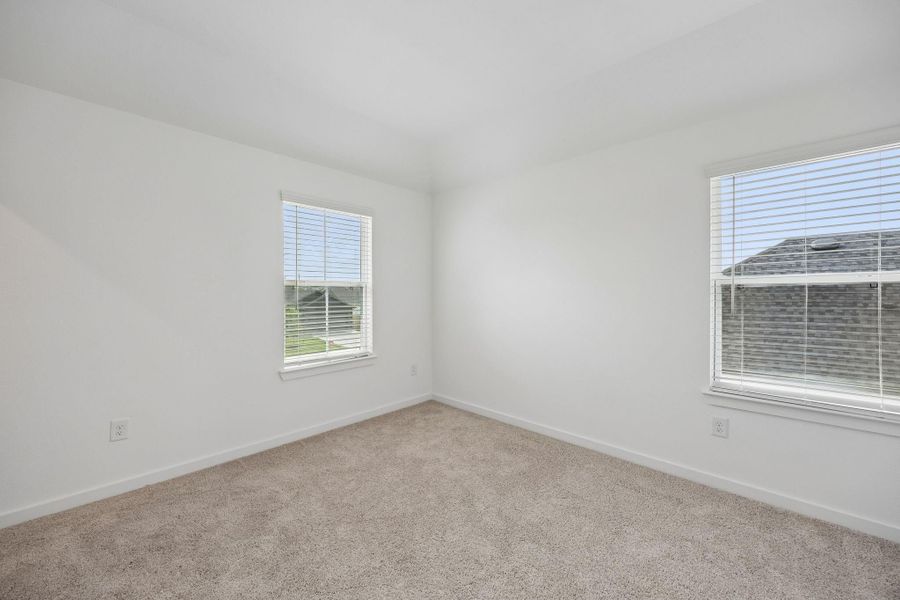 Spacious, unfurnished interior of a new home in Windcress, Cove (Image 31).