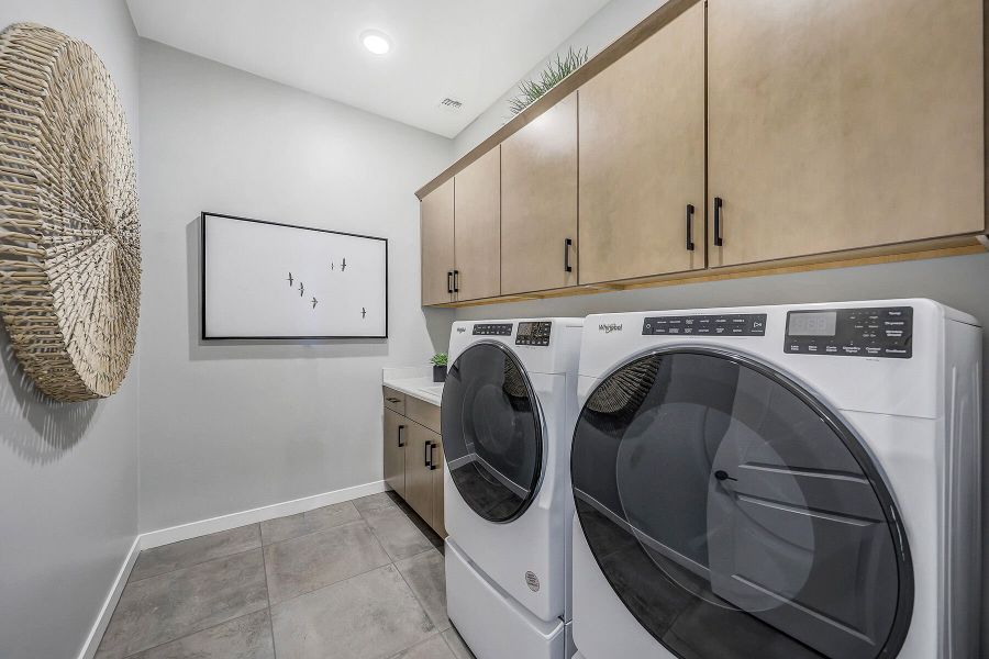 Furnished interior view inside a new home in Miravida, Surprise (Image 27). Furnished interior view inside a new home in Miravida, Surprise (Image 27).
