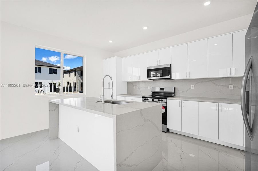 Furnished interior view inside a new home in Chloe's Estates, Miami (Image 8).
