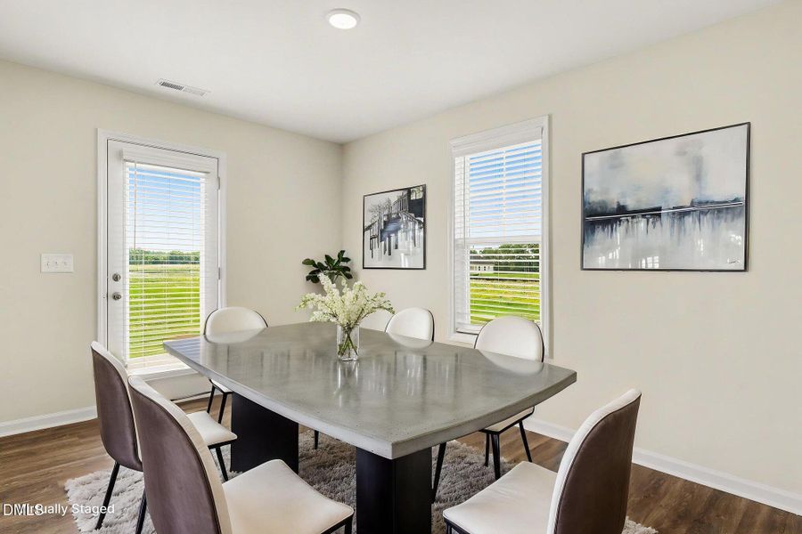 jam00311_-_dining_room_-_modern_-_4