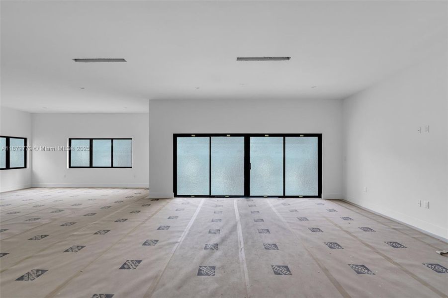 Image 44 of a home in .