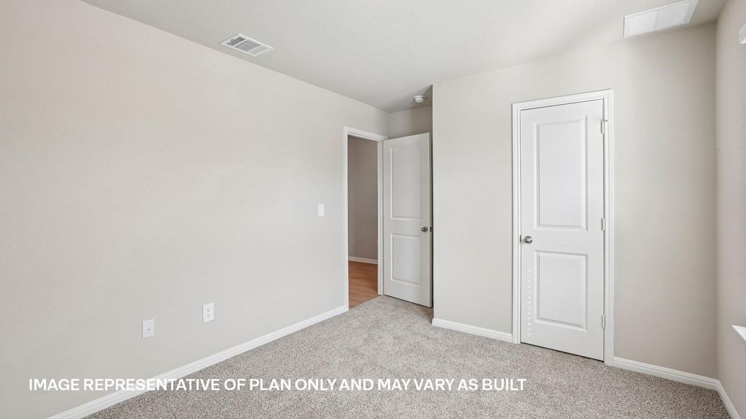 Spacious, unfurnished interior of a new home in Carillon, Manor (Image 23). Spacious, unfurnished interior of a new home in Carillon, Manor (Image 23).