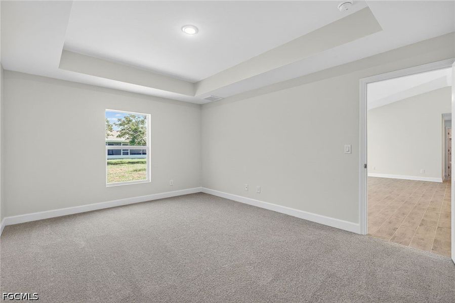 Spacious, unfurnished interior of a new home in Cape Coral, Cape Coral (Image 18). Spacious, unfurnished interior of a new home in Cape Coral, Cape Coral (Image 18).
