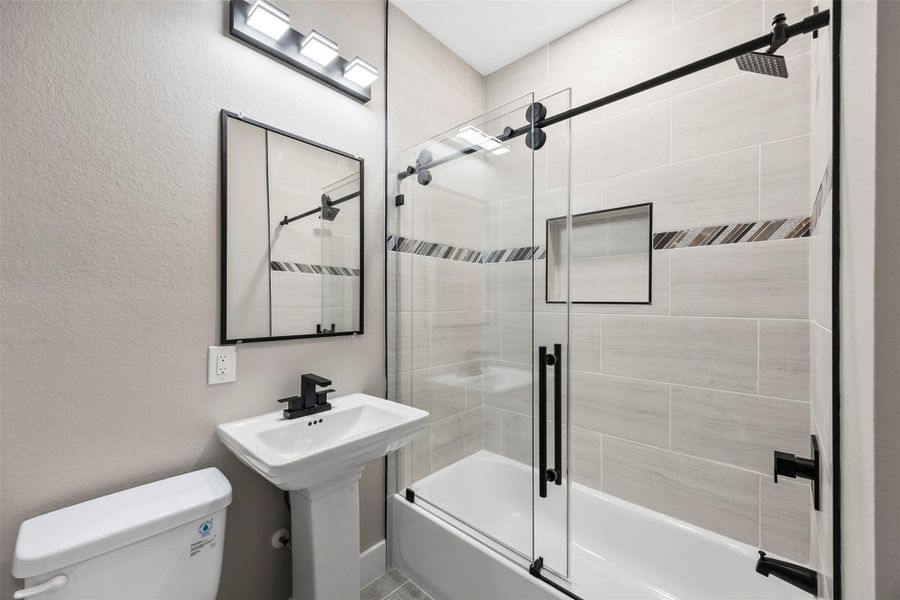 Furnished interior view inside a new home in , Houston (Image 12).