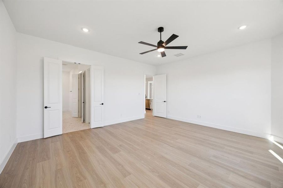 Spacious, unfurnished interior of a new home in , McKinney (Image 19).