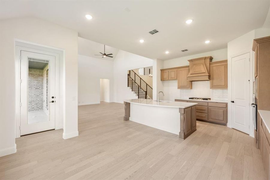 Furnished interior view inside a new home in Somerset Classic 70s & 80s, Mansfield (Image 12).