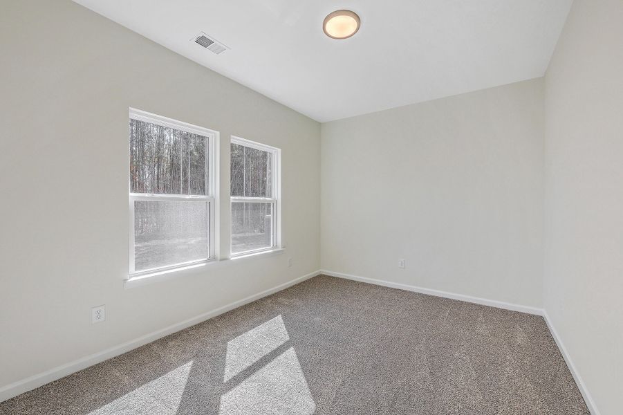 Spacious, unfurnished interior of a new home in , Holly Hill (Image 12).