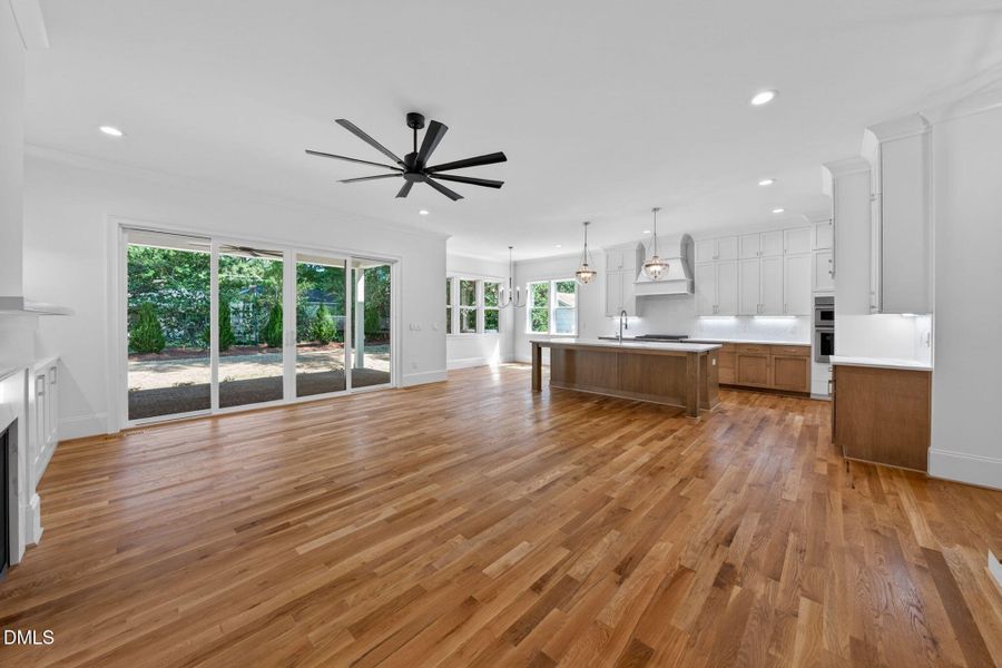 18-web-or-mls-402 Willow St - 18