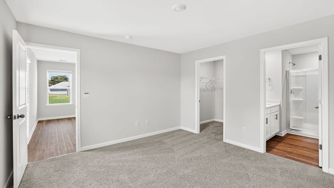 Spacious, unfurnished interior of a new home in Harper Ridge, Roebuck (Image 33).