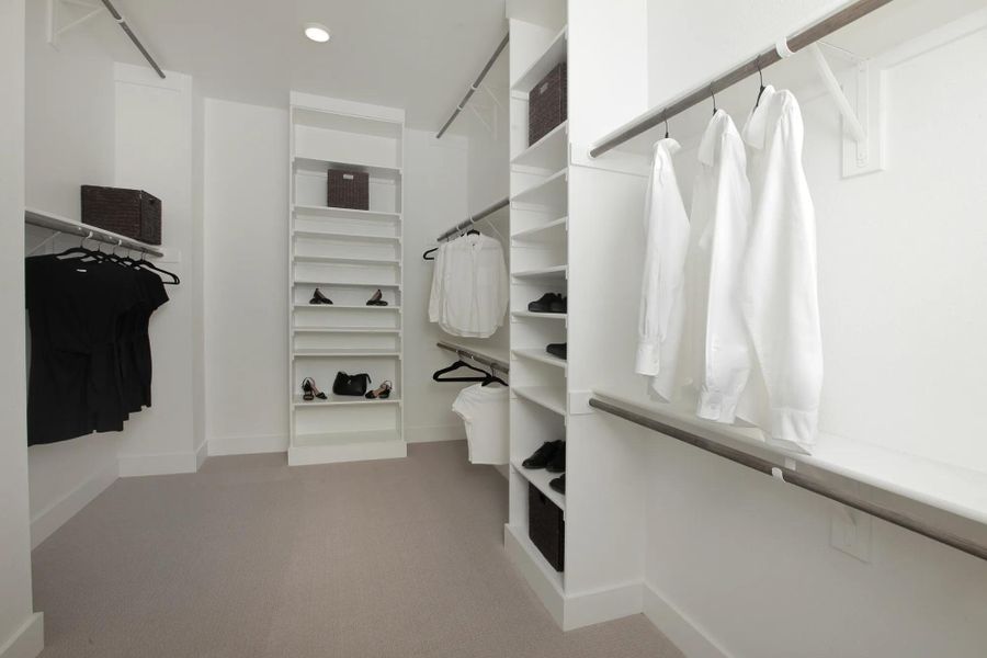 Eastland II Closet