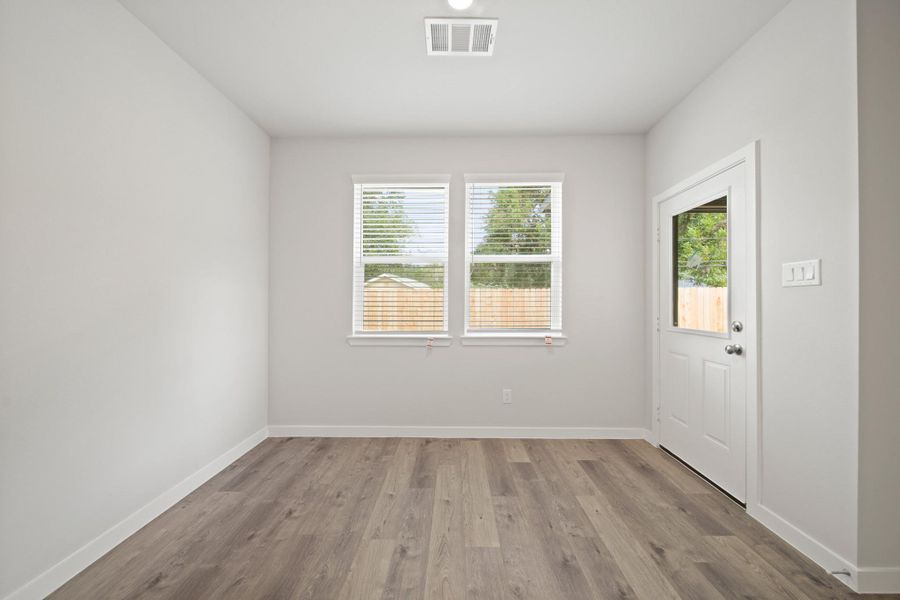 Spacious, unfurnished interior of a new home in Russell Ranch, Bay City (Image 18). Spacious, unfurnished interior of a new home in Russell Ranch, Bay City (Image 18).