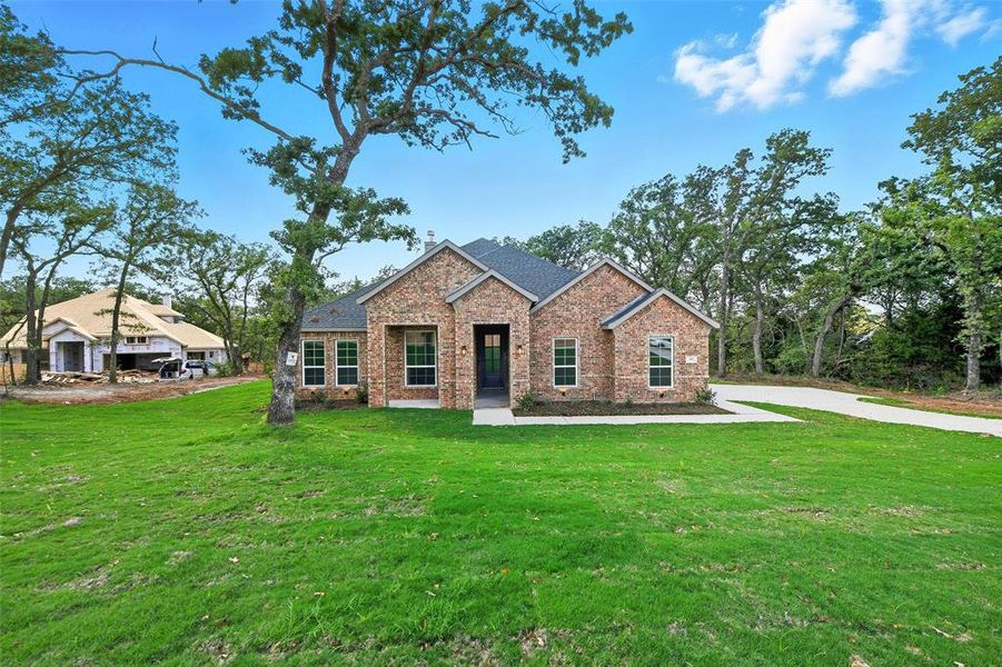 Image 35 of a home in Arbor Oaks.