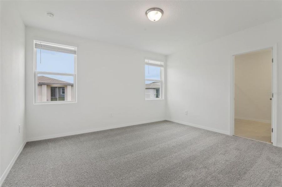 Spacious, unfurnished interior of a new home in Springs at Lake Alfred - Signature Series, Lake Alfred (Image 34).