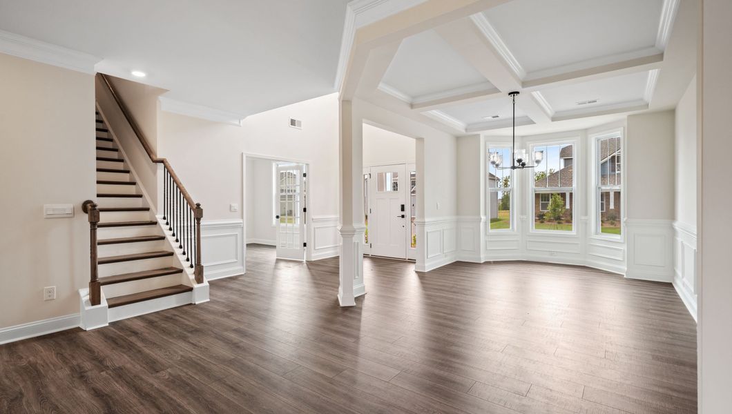 Spacious, unfurnished interior of a new home in Campbell Ridge, Piedmont (Image 17).