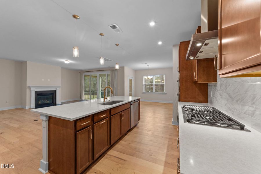 31-web-or-mls-VB4A7247 31-web-or-mls-VB4A7247