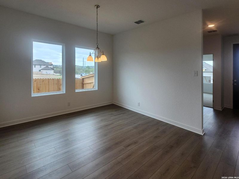 Spacious, unfurnished interior of a new home in Arcadia Ridge, San Antonio (Image 20). Spacious, unfurnished interior of a new home in Arcadia Ridge, San Antonio (Image 20).