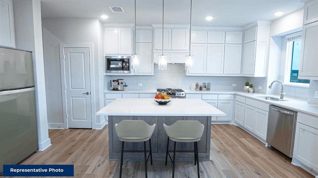 Furnished interior view inside a new home in Las Lomas, Forney (Image 8). Furnished interior view inside a new home in Las Lomas, Forney (Image 8).