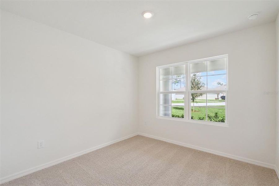 Spacious, unfurnished interior of a new home in , Daytona Beach (Image 16).