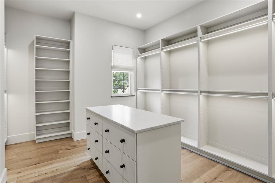 Furnished interior view inside a new home in , Oakland (Image 8).