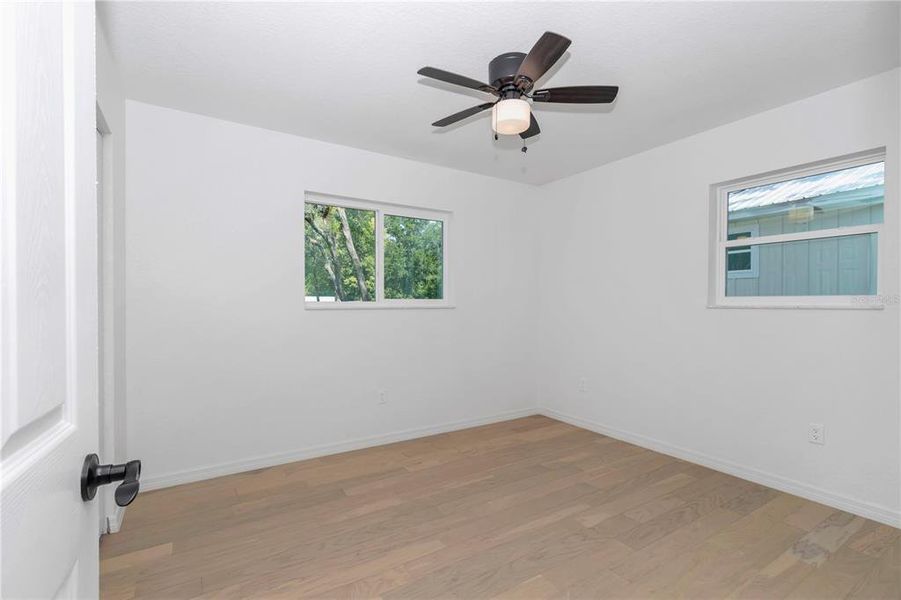 Spacious, unfurnished interior of a new home in , Dunnellon (Image 18).