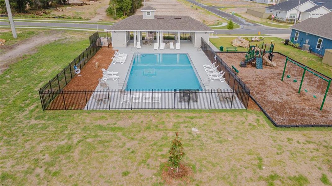 Exterior details and patio area of a home in Grand Oaks, Gainesville (Image 22).