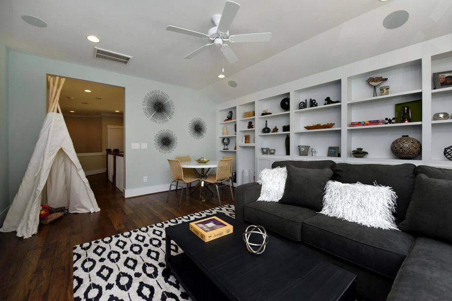 The Branford Bonus Room The Branford Bonus Room