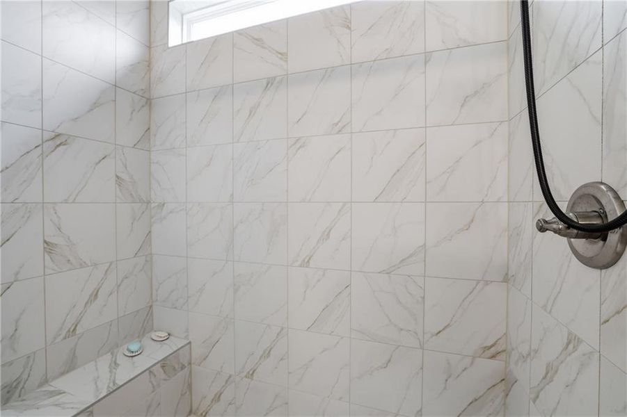 Close-up of interior finishes inside a home in , Commerce (Image 22).