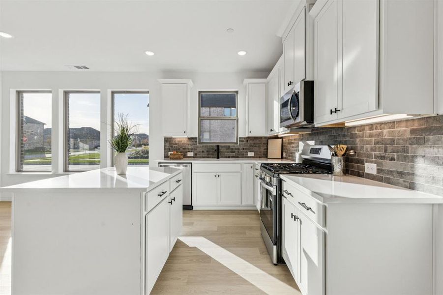 With beautiful finishes, modern appliances and a thoughtfully laid out design, the kitchen of your dreams awaits!