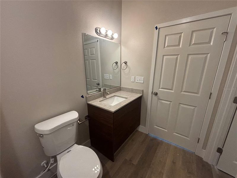 Furnished interior view inside a new home in , Orlando (Image 7).