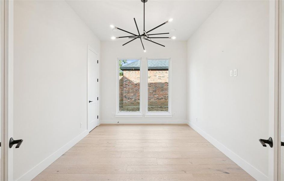 Spacious, unfurnished interior of a new home in , Roanoke (Image 23).