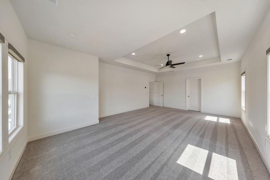 Spacious, unfurnished interior of a new home in , Woodstock (Image 48).