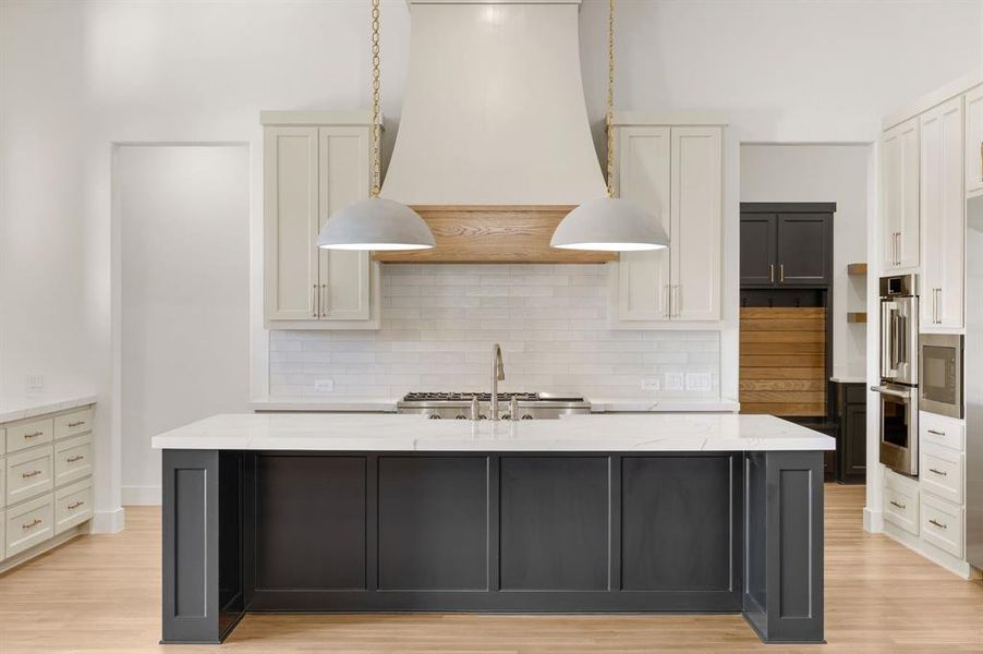 Furnished interior view inside a new home in Montclair, Prosper (Image 6).
