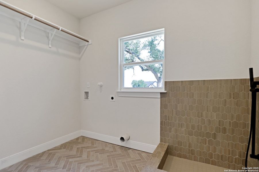 Image 30 of a home in .