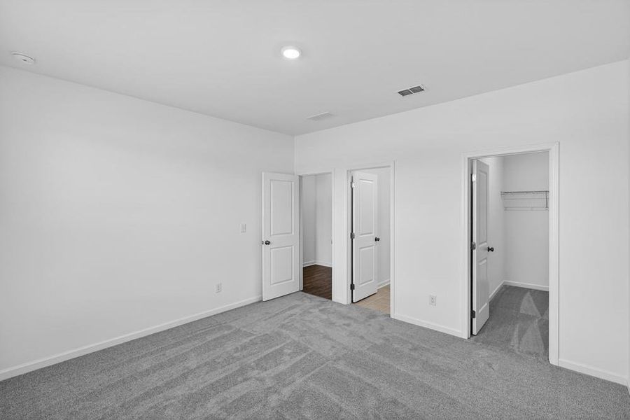Spacious, unfurnished interior of a new home in Alder Creek, Cumming (Image 17).