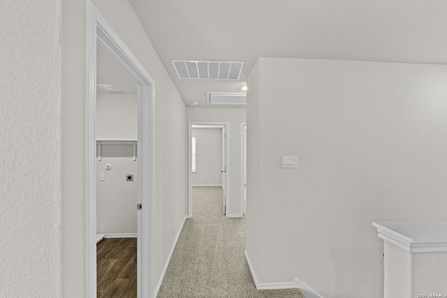 Spacious, unfurnished interior of a new home in Applewood, San Antonio (Image 26).