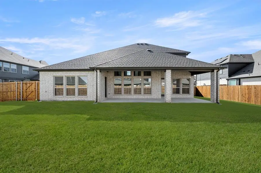 Exterior details and patio area of a home in Bear Creek, Cedar Hill (Image 4). Exterior details and patio area of a home in Bear Creek, Cedar Hill (Image 4).