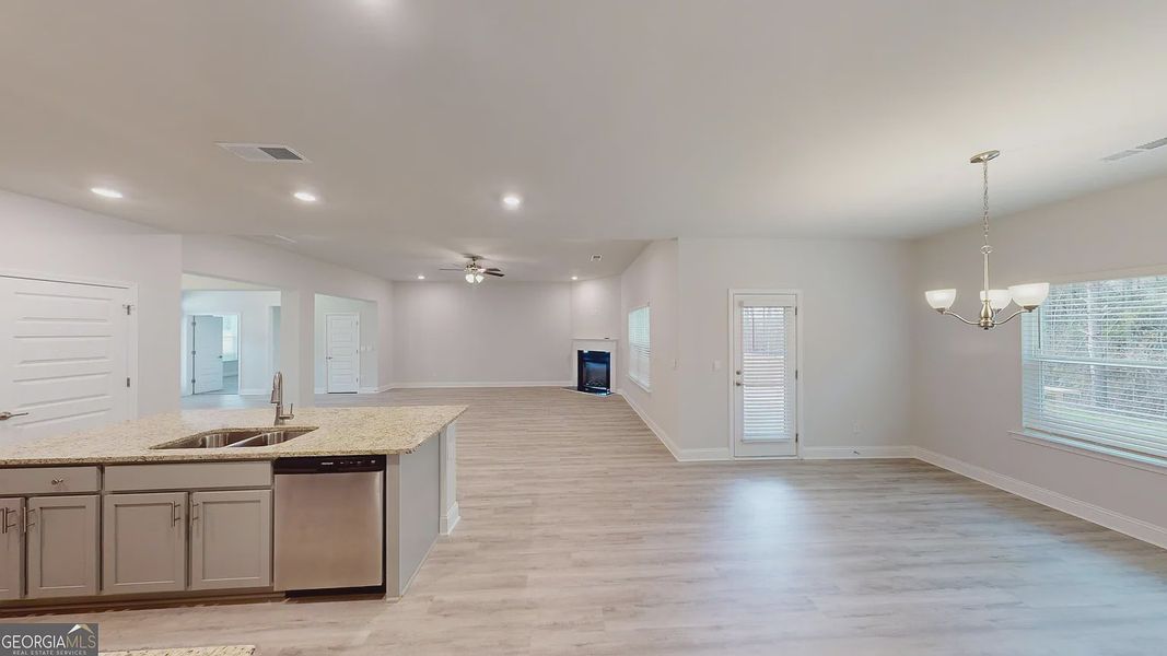 Image 14 of a home in Holliday Pass.