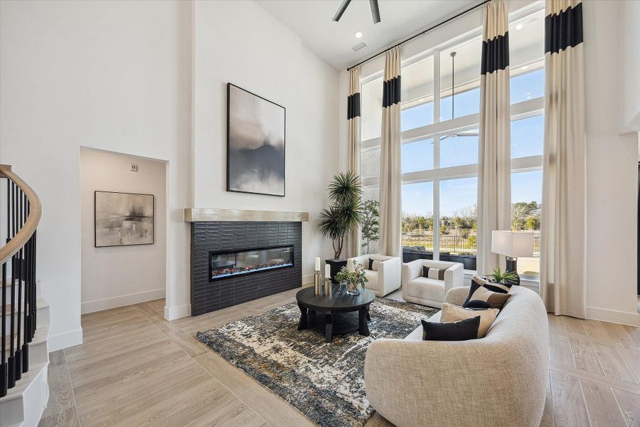 Furnished interior view inside a new home in Cross Creek West, Fulshear (Image 8). Furnished interior view inside a new home in Cross Creek West, Fulshear (Image 8).