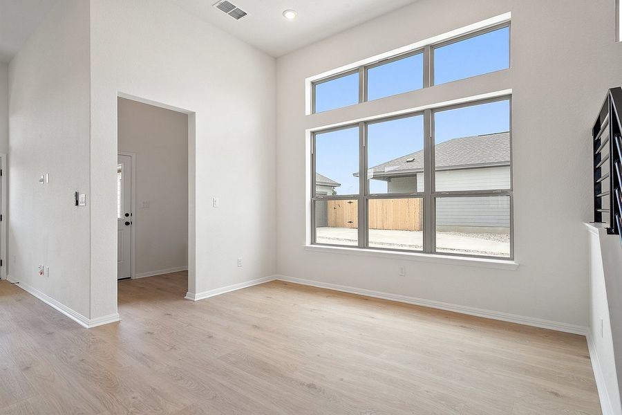 025_lnb08270_230 025_lnb08270_230