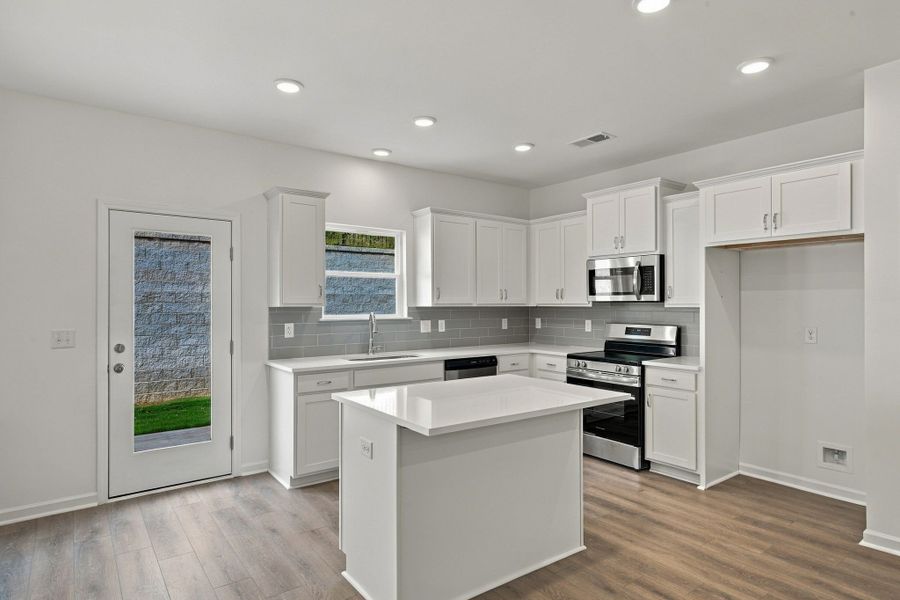 Furnished interior view inside a new home in Ironhorse, Dickson (Image 9).