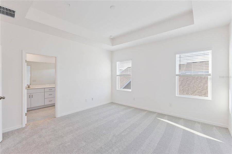 Spacious, unfurnished interior of a new home in , Apopka (Image 12).