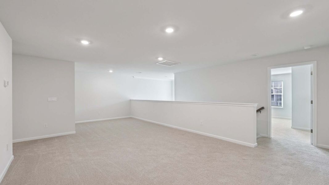 Spacious, unfurnished interior of a new home in Blackstone Bay Townhomes, Sherrills Ford (Image 45).
