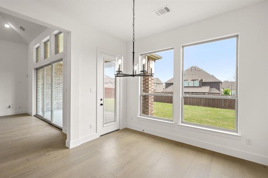 Spacious, unfurnished interior of a new home in La Frontera, Fort Worth (Image 26).