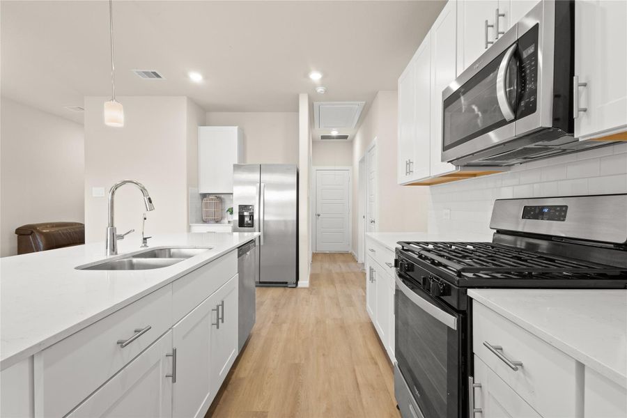 Furnished interior view inside a new home in Sundance Cove - Traditional Series, Crosby (Image 8).